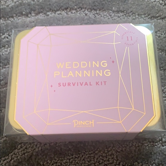 New Wedding planning survival kit - Picture 5 of 6